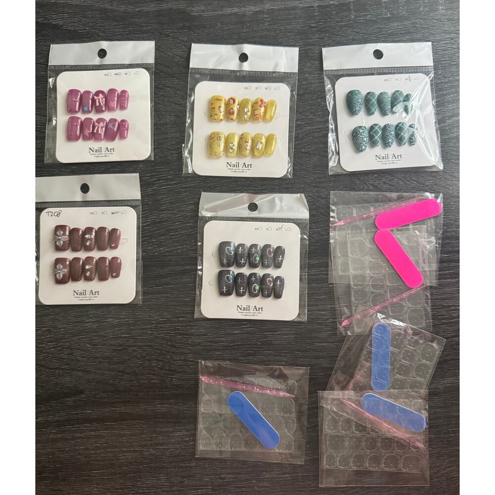 Lot of 5 Handmade Hand Painted Press On Nails Multicolor 3D - Picture 1 of 5